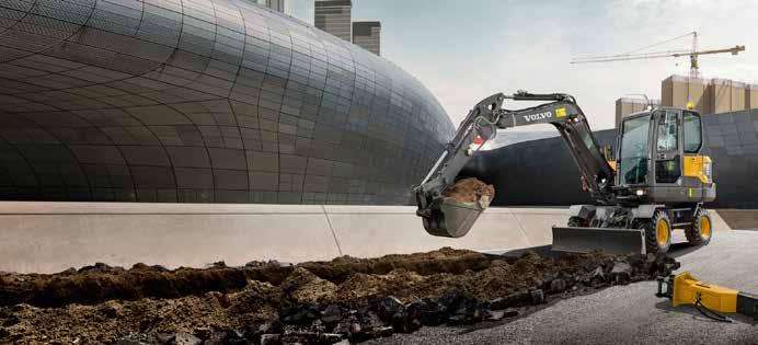 NYA volvo EW60E en ny kompakt klass från volvo Med nya EW60E lanserar Volvo en helt ny maskinklass till sitt sortiment: en 6-tons grävmaskin.