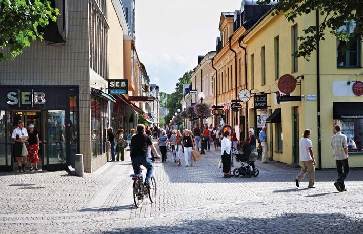 befintlig infrastruktur i form av vägar, ledningsnät, service mm kan utnyttjas bättre. De kvaliteter som finns i staden idag tas till vara och utvecklas.