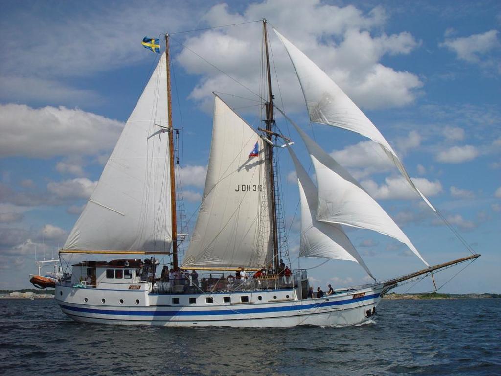 Under öppen himmel seglats med Shalom den 28 augusti Equmeniakyrkan Kvillsfors inbjuder alla intresserade till en tur på Kalmarsund söndagen den 28 augusti med missionsbåten Shalom, förhoppningsvis
