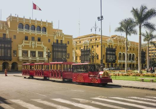 distriktet. Miraflores är ett trevligt och lätt navigerat område med många restauranger, barer och faciliteter.