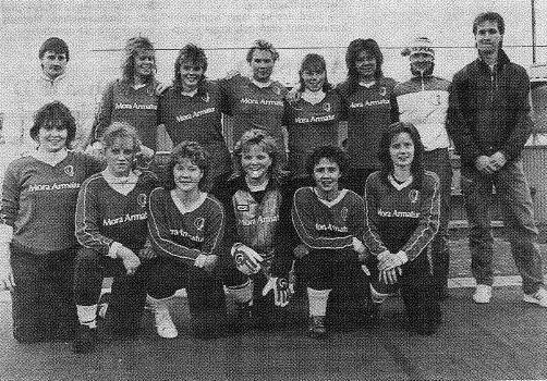 Färnäs SK, Damlag 1987. Fjolårsplacering: Tränare: Nyförvärv: Spelarförluster: Målsättning: Seriefavoriter: 6:a. Anders Larsson. Inga. Inga. Att hänga kvar. Nusnäs IF. Division IV, Norra.