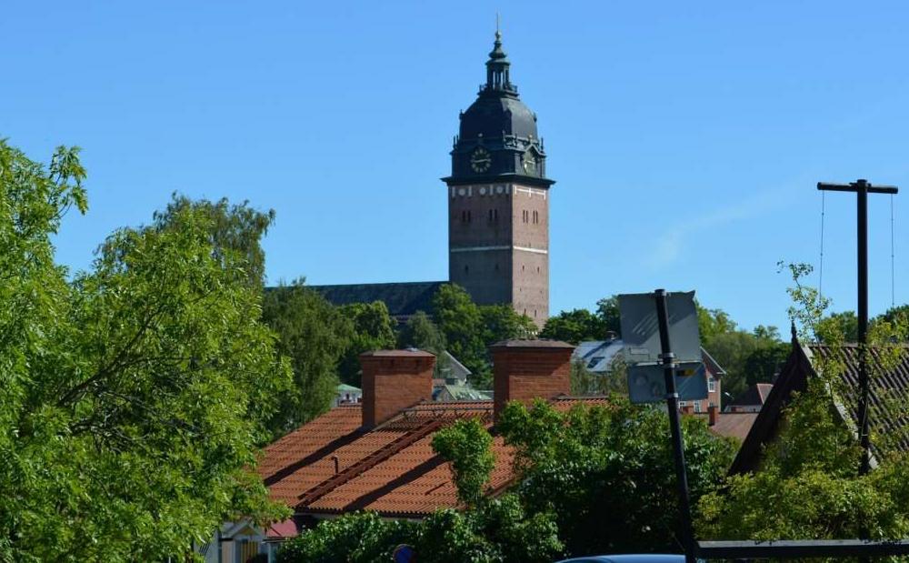 Innehåll Inledning... 2 Skattesats... 2 Vision... 2 DRIFT:... 3 Kommunstyrelsen... 3 Socialnämnden... 4 Barn- och utbildningsnämnden... 5 Kultur- och fritidsnämnden.