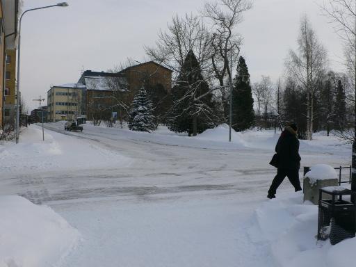 Finns behov att frilägga cykelställ vintertid måste verksamheten höra av sig till, annars ingen åtgärd. 11.