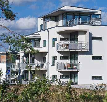 VÅRA KUNDER BOSTÄDER ATTRAKTIVA OCH HÅLLBARA BOENDEMILJÖER Många alternativ ger valfrihet Alingsåshems bostadsfastigheter med totalt 3 300 lägenheter finns spridda över stora delar av centrala