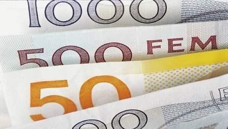 Avgifter för bostadsrättslägenheter och hyror för p-platser och garage lämnas oförändrade från 1