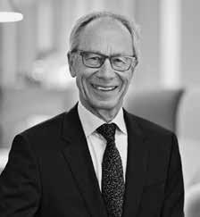 Övriga uppdrag: Personaldirektör på försvarskoncernen Saab. Ledamot i PRI Pensionsgaranti.