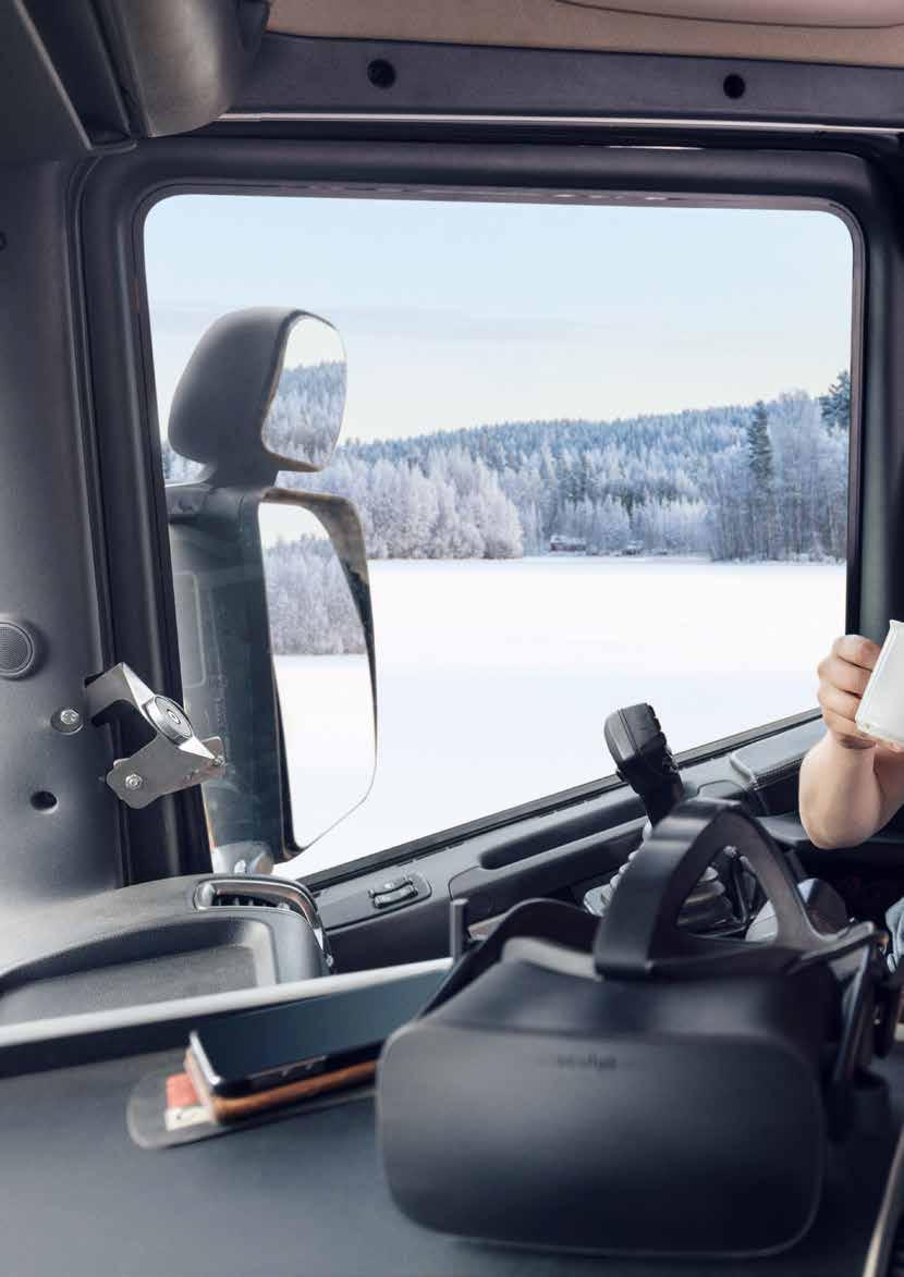 KOMFORTZON Varje kranoperatör vet vad det betyder att kliva in i en varm lastbilshytt efter en kall och regnig dag i skogen. Varför inte stanna kvar i hytten hela dagen?