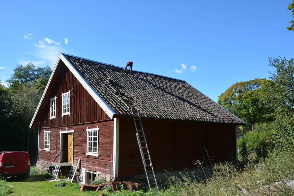 Västmanlands läns museum Kulturmiljö Rapport B 2016:B1 Åtgärder på Eriksbergs kvarn Omläggning av tak, lagning av