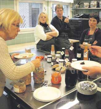 VårKultur 2019: Kultursmaker - Kulttuurimakupaloja 4 MATHANTVERK Mathantverk som fenomen och näringsverksamhet har relativt nyligen introducerats i Finland.