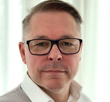 Robin hade kunskapen om tekniken, marknaden och kontakterna i produktionsledet men saknade den strukturella och finanansiella kunskapen.