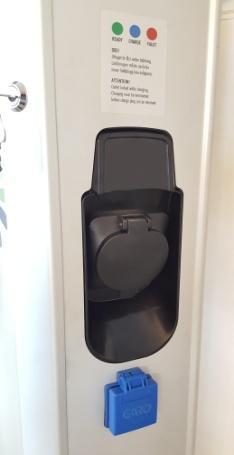 Allmän information Garo LS4 laddstolpe kombinerad med G-CTRL+ motorvärmarstyrning ger dig som användare full frihet. Du väljer om du vill ladda din elbil eller värma din fossila bil.
