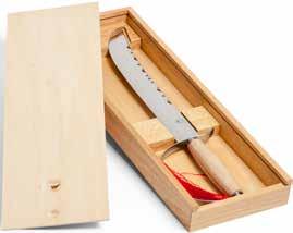 Packet innehåller en tomatkniv, en japansk kockkniv och en kockkniv.