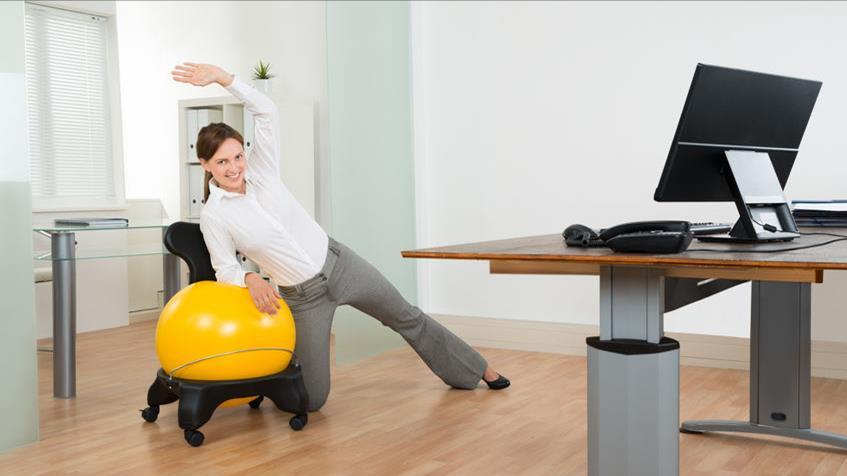 Sittande & fysisk aktivitet Sittande minskade 5% och stående ökade lika mycket Gående tiden ökade med 1.4% av arbetstiden (Hallman, D., Mathiassen S. E.