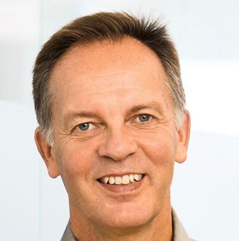 STYRELSE, LEDANDE BEFATTNINGSHAVARE OCH REVISOR Ledande befattningshavare Namn Befattning I Bolaget sedan Johan Inborr Verkställande direktör 2014 Dan Markusson CFO och medgrundare 2009 Erik