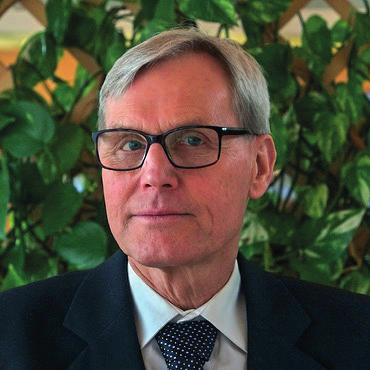 STYRELSE, LEDANDE BEFATTNINGSHAVARE OCH REVISOR Nedan följer en beskrivning av DB Pharmas styrelseledamöter, ledande befattningshavare och revisor.