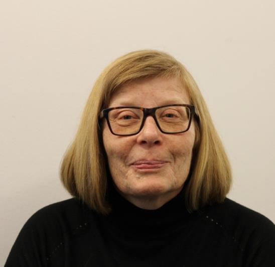 Carina Smith Carina Smith, 58 år, Saltsjöbaden Systemvetare med erfarenhet från bl. a. BP och British Library. Har de senaste 10 åren arbetat med äldreomsorg i Nacka kommun.