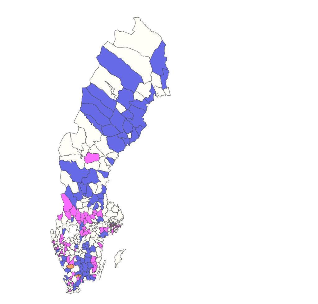 ett kommunalt stadsnät (blå färg) i 77 kommuner.