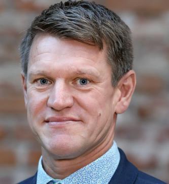 Regeringens godstransportråd från då, via nu till sen Rikard Engström VD Svensk Sjöfart Rikard är idag VD för Föreningen Svensk Sjöfart en organisation som verkar för att sjöfarten ska kunna ges