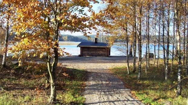 6. Vandring Kungsjölederna I samarbete med Kungsäter Gunnarsjö bygdelag erbjuder vi våra medlemmar att vara med på invigningen av andra etappen av Kungsjölederna. Vi startar kl.