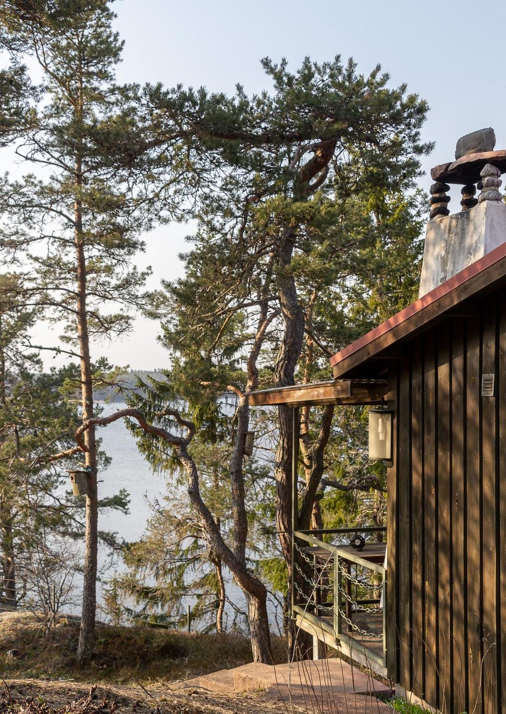 F ritidshus i Bovik, Hammarland Bostadsklassad strandfastighet med högt beläget