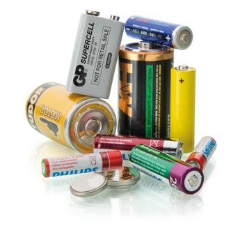 BATTERIER För att förhindra utsläpp av de giftiga metallerna kadmium, kvicksilver och bly ska alla batterier samlas in.