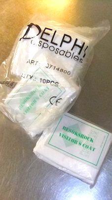 Om dator används i samband med köksarbete så skydda tangentbordet med ny plastfilm varje dag. Tvätta händerna efter datorarbete.