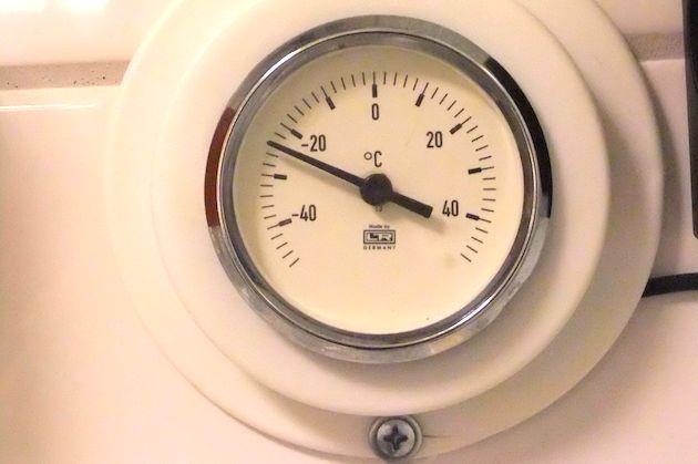 temperaturen i listan en gång per vecka.