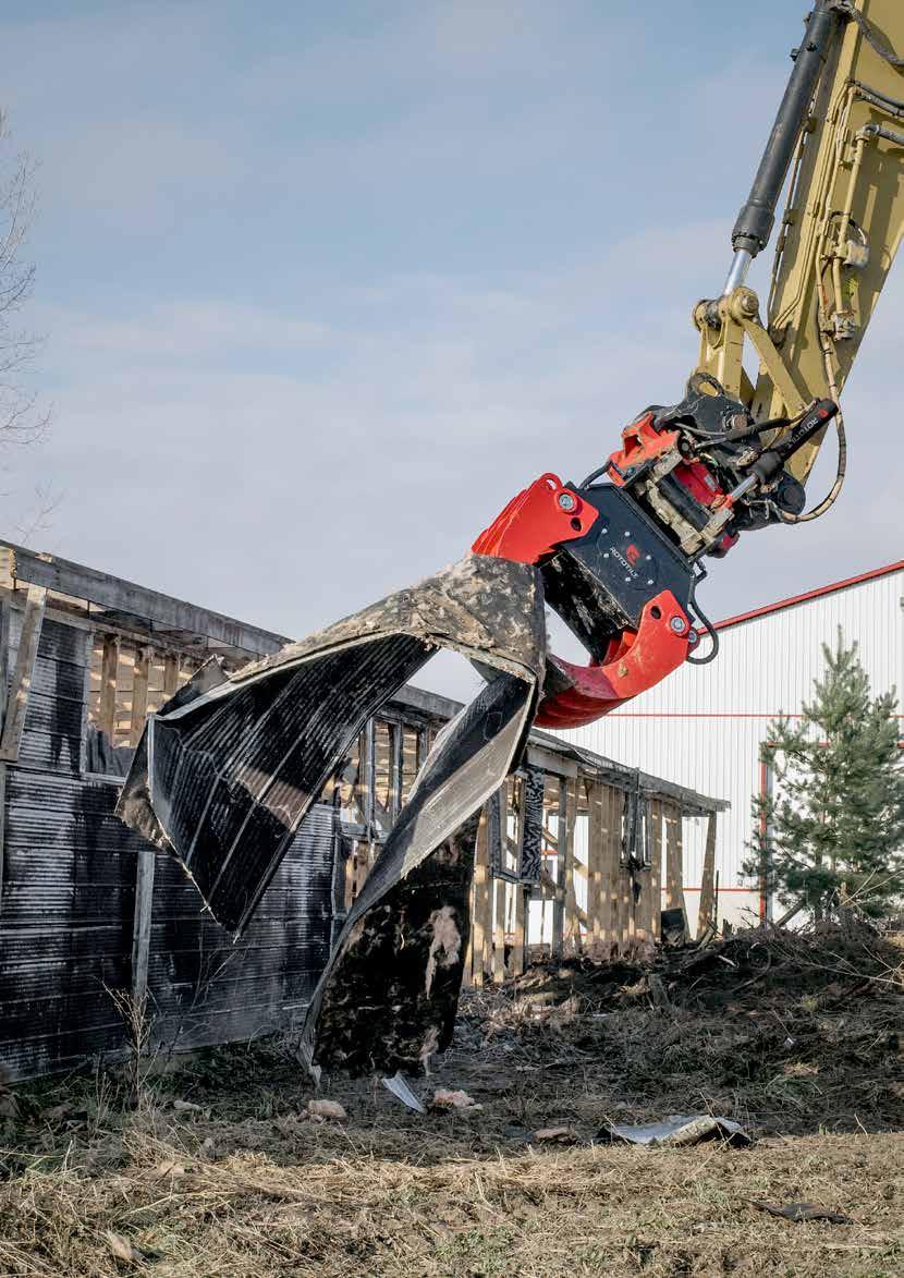 Läs mer på: rototilt.se/rivning ANVÄNDNINGSOMRÅDEN Rivning Med en sten- eller sorteringsgrip kan grävmaskinen förbereda för en rivning genom att riva ner och sortera utvalda delar.