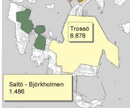 Mariedal och Backabo norr om som har järnvägen som en barriär mellan områdena även om den går att korsa på vissa