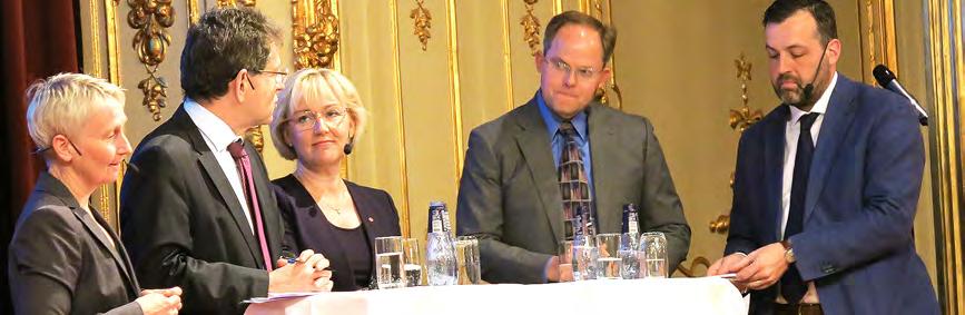 I samarbete med Entreprenörskapsforum Global Award for Entrepreneurship Research 2018 14 MAJ Prisutdelningen följdes av en paneldiskussion. Från vänster ses: Karin S.