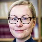 PER SKEDINGER Adjungerad professor, docent i nationalekonomi.