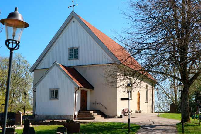 Torps kyrka Torps Prästgård 1 :17, 2 :1, Torps kyrka Kyrkan har ett karakteristiskt höjdläge i det böljande odlingslandskapet invid Valboån, i närheten av dess utflöde i Ellenösjön.