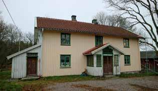 Gården finns också beskriven i»gårdar i Dalsland en bebyggelsehistorisk översikt«, 2008, s 171-176. Magasinslänga. Gårdens och byggnadernas karaktär och utformning.