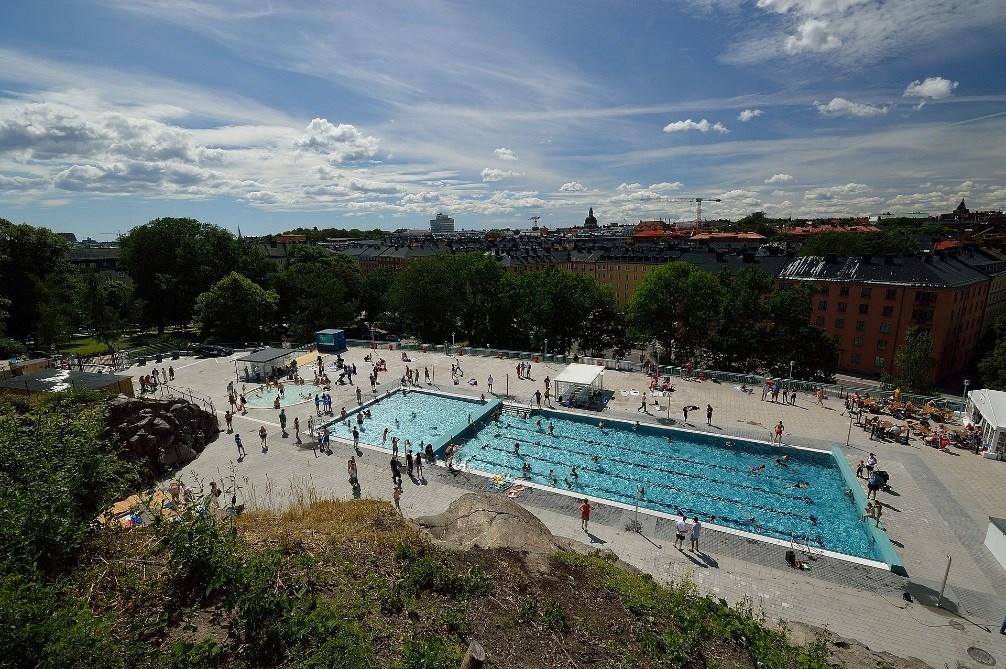 vara en trygg del för personer som inte är vattenvana eller simkunniga och avsedd för både barn, ungdomar och vuxna som vill träna detta på egen hand utan att riskera att hamna på djupt vatten.