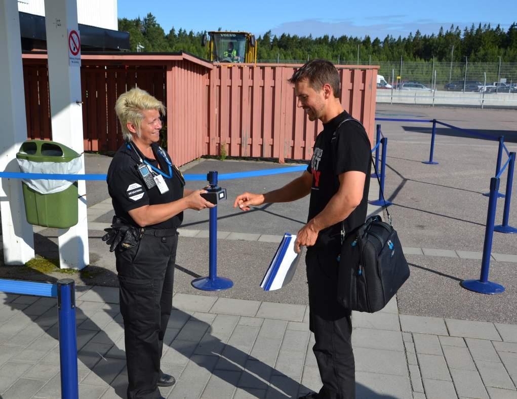 Alkohol- och narkotikaregler Beställaren förbehåller sig rätten att göra slumpmässiga narkotika- och alkoholtester av alla personer inom FKA:s område.