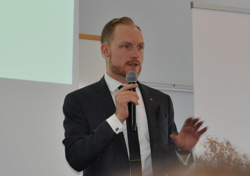 Kyrkokonferens 2017 Kyrkovalet 2017 närmar sig snabbt och med det förhoppningar om fortsatta valframgångar för vårt parti. Partiet har idag nästan 1 000 kandidater till Kyrkovalet.
