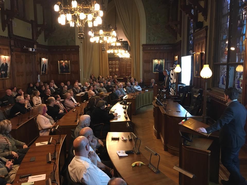 Föreläsning om Trafikpolitik Söndagen den 5 mars höll riksdagsledamöterna Per Klarberg och Jimmy Ståhl, ansvariga SD politiker i trafikutskottet, en uppskattad föreläsning som var arrangerad av