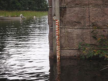 Stora Hålsjön, vattennivå markerad med