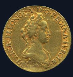 913* 914* 915* 7 Karl XII. Mark 1714. SM 96. 1/1+ något kornig yta. Ulrika Eleonora. 2 dukater 1719. 7,49 g. SM 1. Typmynt.