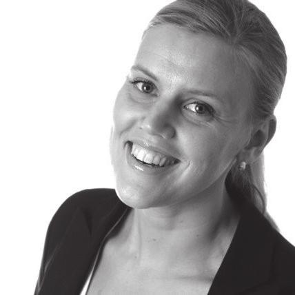 Johanna Brolin (1977) Styrelseledamot sedan 2014 Brolin arbetar som HR specialist på Norden Machinery AB.