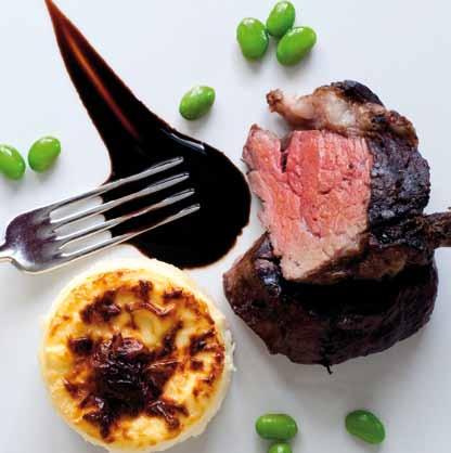 V A R M R Ä T T Grillad oxfilé Oxfilé, citron, rödvinssås och