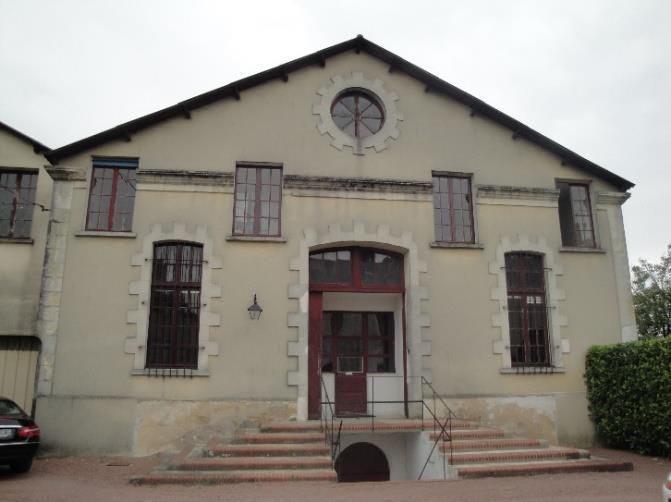 Vignobles Touchais På eftermiddagen provar vi Loiredalens röda viner med Cabernet Franc. Vi börjar med Couly-Dutheil som är en fantastisk vingård i Chinon.