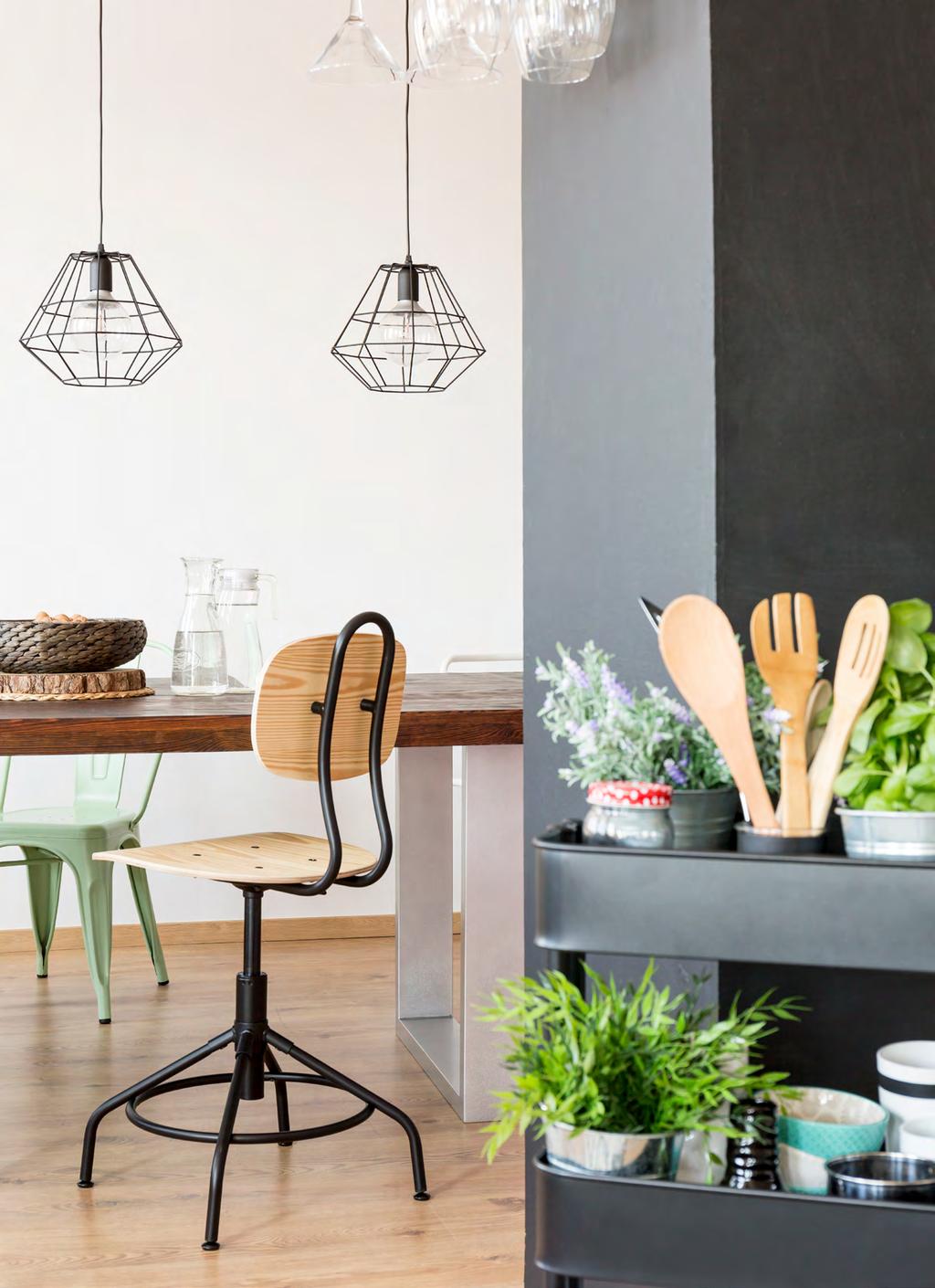 KÖK OCH Vi förbehåller oss rätten att ändra produkter till minst