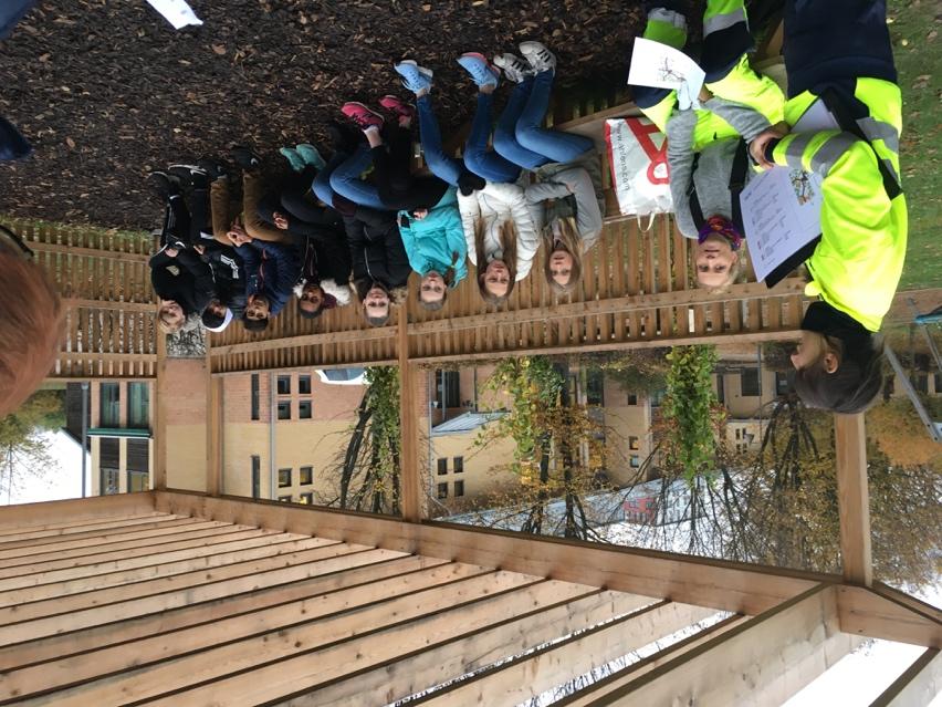 Det som tyvärr kan bli ett problem är att den är väldigt klättervänlig vilket vi har tagit upp med