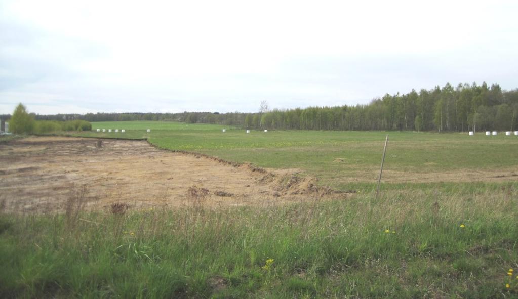 10(14) Fornlämningar, natur- och kulturmiljö Planområdet fotograferat söderifrån Inom planområdet finns inga kända fornlämningar eller utpekat värdefull natur- och kulturmiljö.