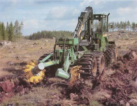 (Skogsstyrelsen 26). För att markberedningen ska kunna anpassas till olika markförhållanden kan bredden på markberedningsspåret regleras till mellan 6 8 mm genom att vinkeln på tallrikarna ändras.