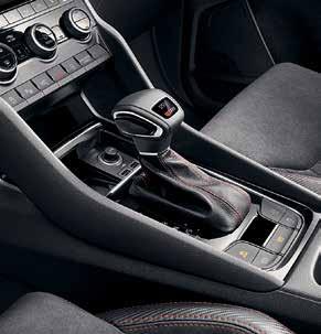 Även Virtual Cockpit Control finns på ratten. Den imponerande hanteringen av bilen kompletteras ytterligare av den progressiva styrningen.