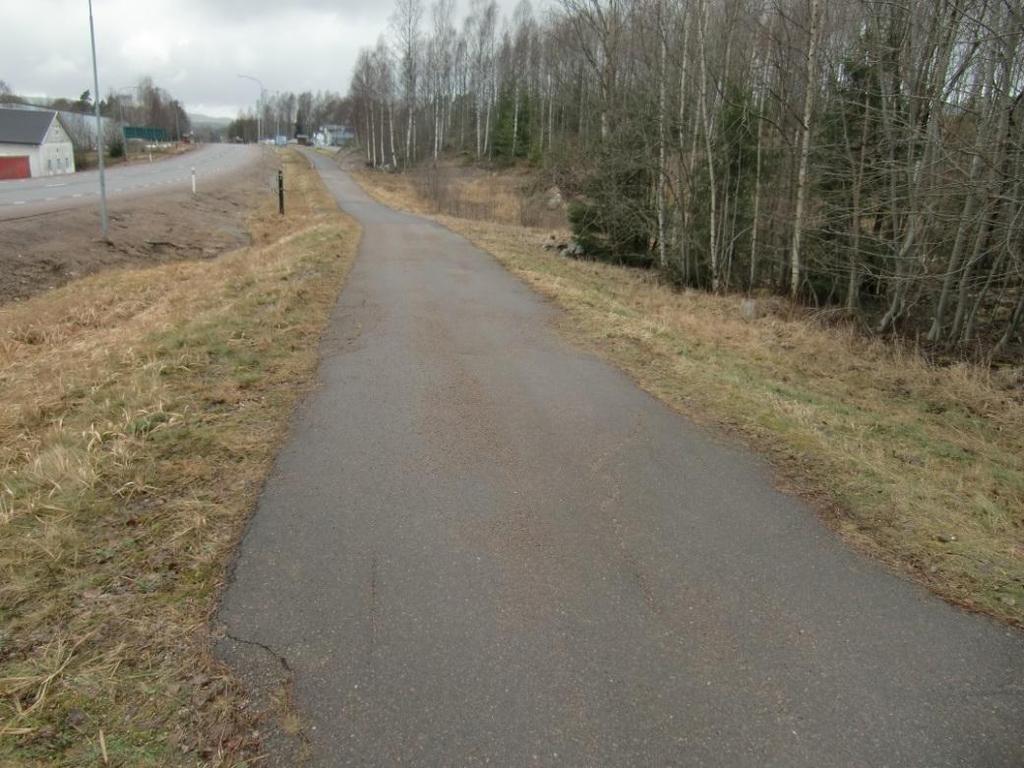 E18