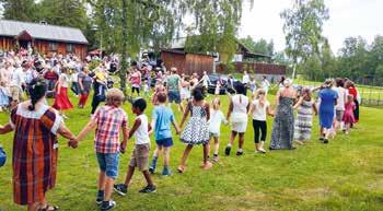 Här arrangeras Delsbostämman, en av Sveriges äldsta folkmusikstämmor, varje år första söndagen i juli. Delsbo kyrka inleder dagen med gudstjänst fylld med musik.
