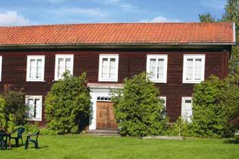 Sörböle MO Västerby RENGSJÖ Hembygdsbyn Västerby är en gammal klungby med ett 30-tal byggnader, några från 1600-talet.